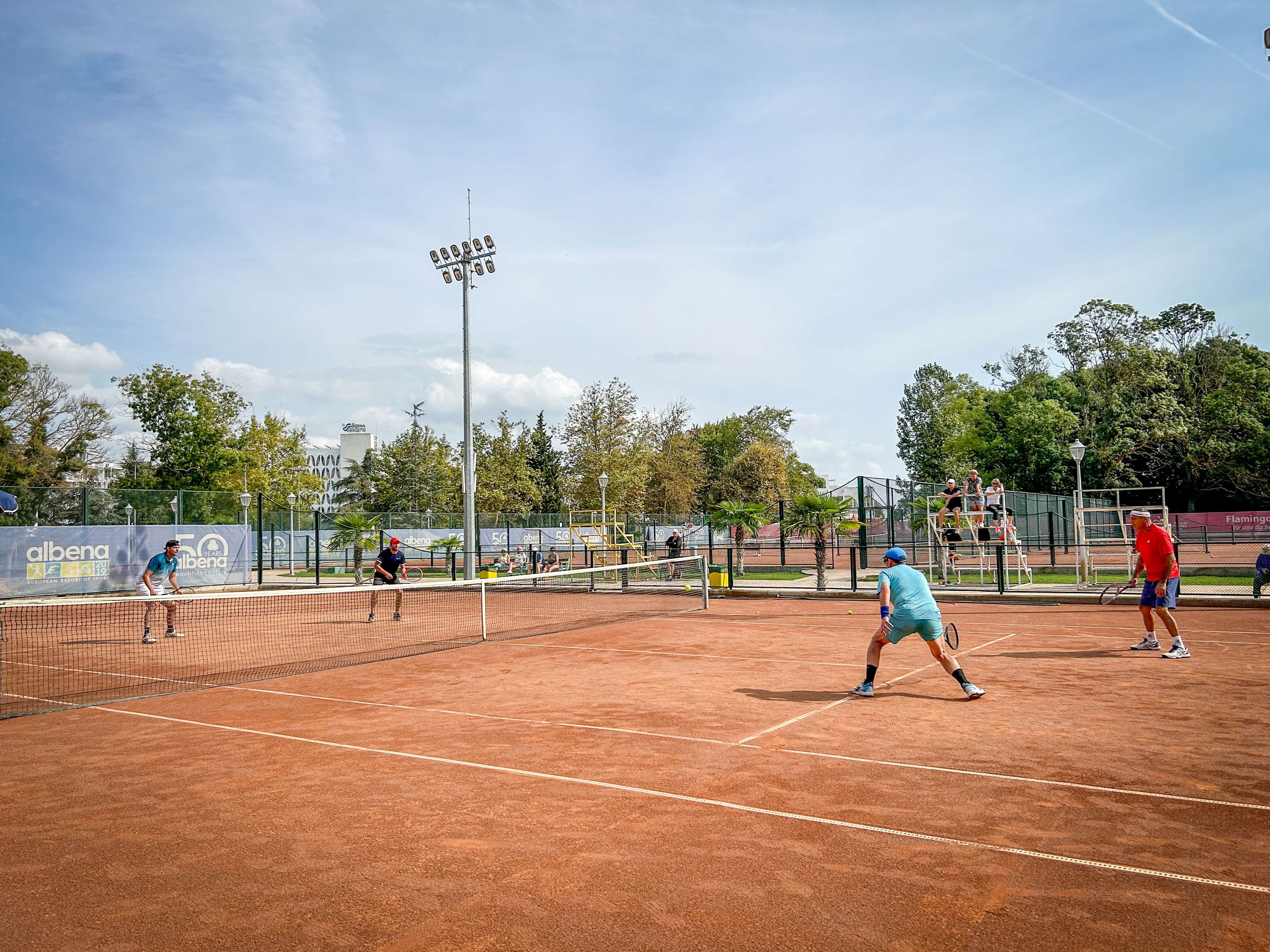 70 участника от 7 държави се включиха в два ITF тенис турнира в Албена 