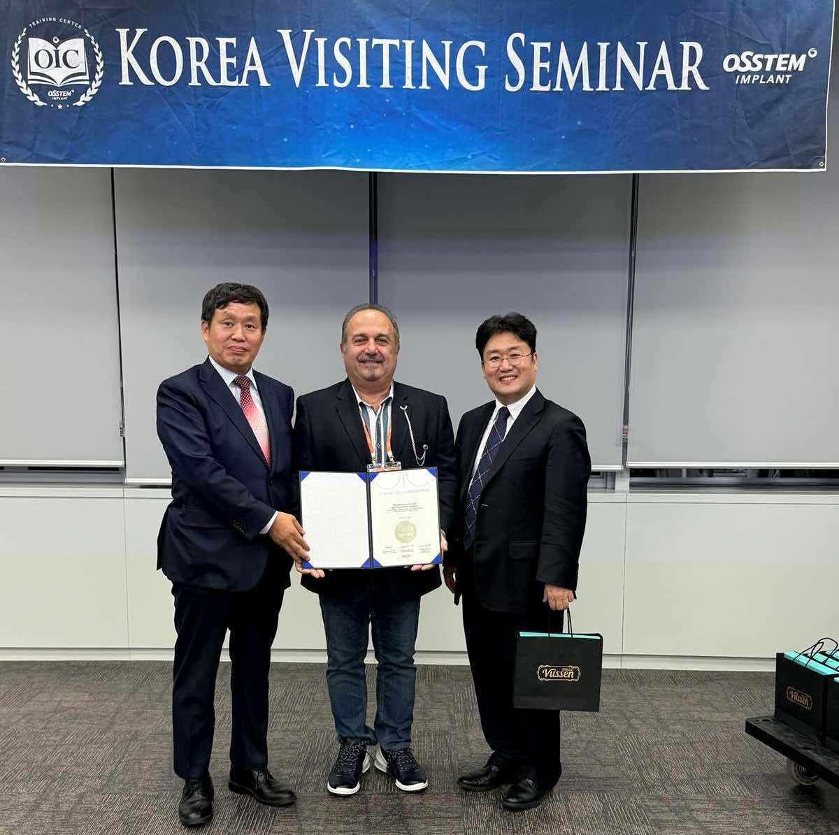   Д-р Дуков и д-р Сапункьова посетиха централата на Osstem Implant в Южна Корея