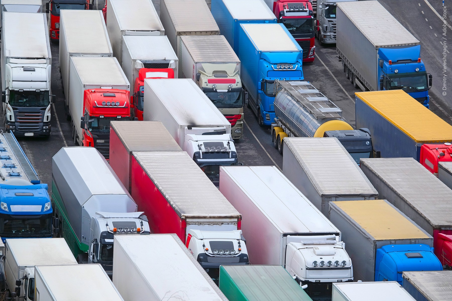 Европарламентът одобри нови правила за намаляване на замърсяването на въздуха от камиони и автобуси