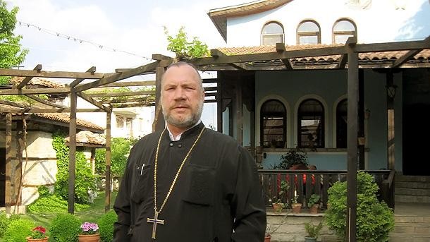 Искрен Веселинов предлага БПЦ да канонизира отец Боян Саръев