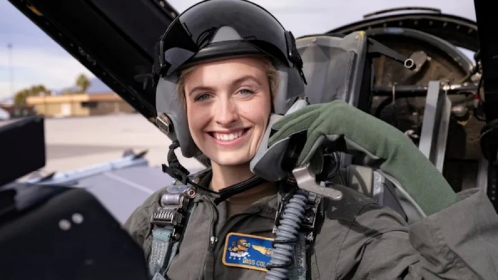 Офицер от военновъздушните сили на САЩ стана Мис Америка 2024