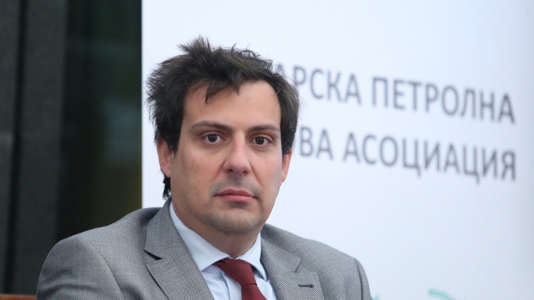 Светослав Бенчев от БПГА: Енергиен преход не може да се прави с автомобили от по €300 000