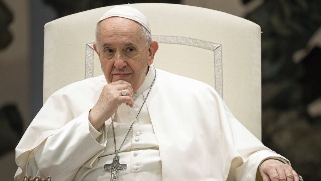 Папата призова Украйна да ,,има кураж за бялото знаме,, и да преговаря с Русия