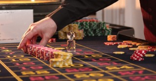   Общият ефект върху бюджета от всички промени промени в облагането на хазарта за 2024 г. се изчисляват на 200 млн. лв.