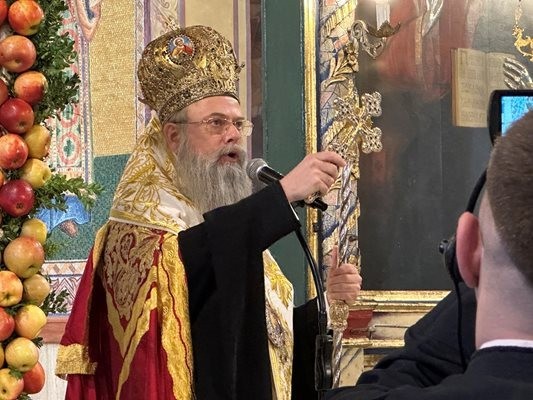 Митрополит Николай се отказа да участва в избора за патриарх