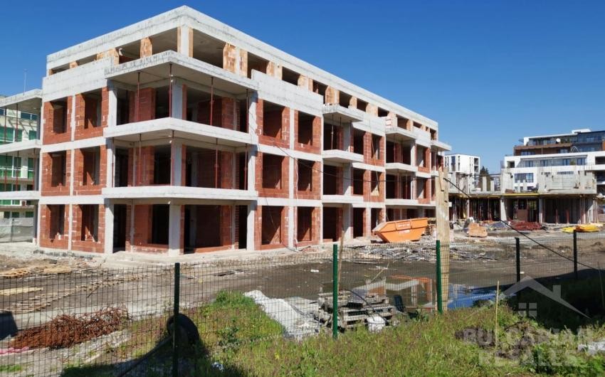 НСИ отчете спад при цените на жилищата в София и Пловдив, Русе бележи ръст от 0,2 процента

