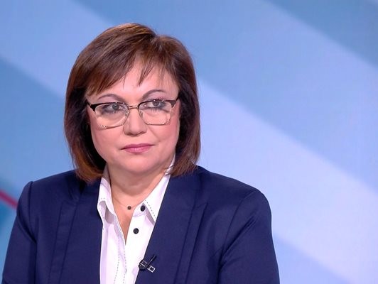 Корнелия Нинова: Случи се дворцов преврат с пешки и пионки
