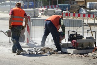   521 592 лв. повече са необходими за продължаването на основния ремонт на ул. „Плиска“