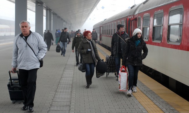 От всички оператори БДЖ добавя най-много минути...