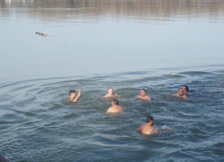    Водосветът на Йордановден и освещаването на знамената ще се извършат от свещеници от Русенската Света митрополия 