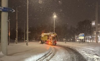 Инспектори следят за необработени участъци в града